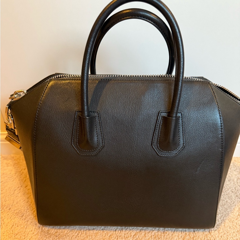 Givenchy bag - Picture 2 of 12